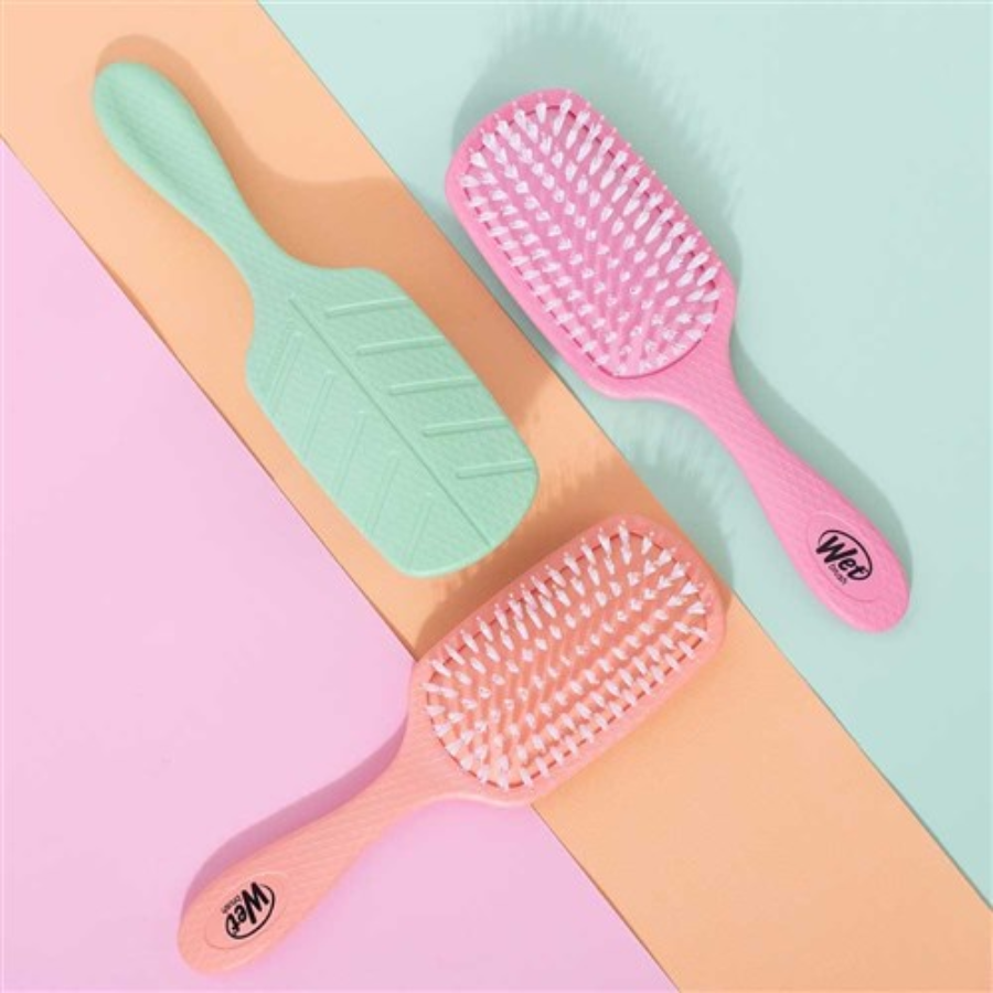 WetBrush Go Green Shine Hair Brush - Aqua