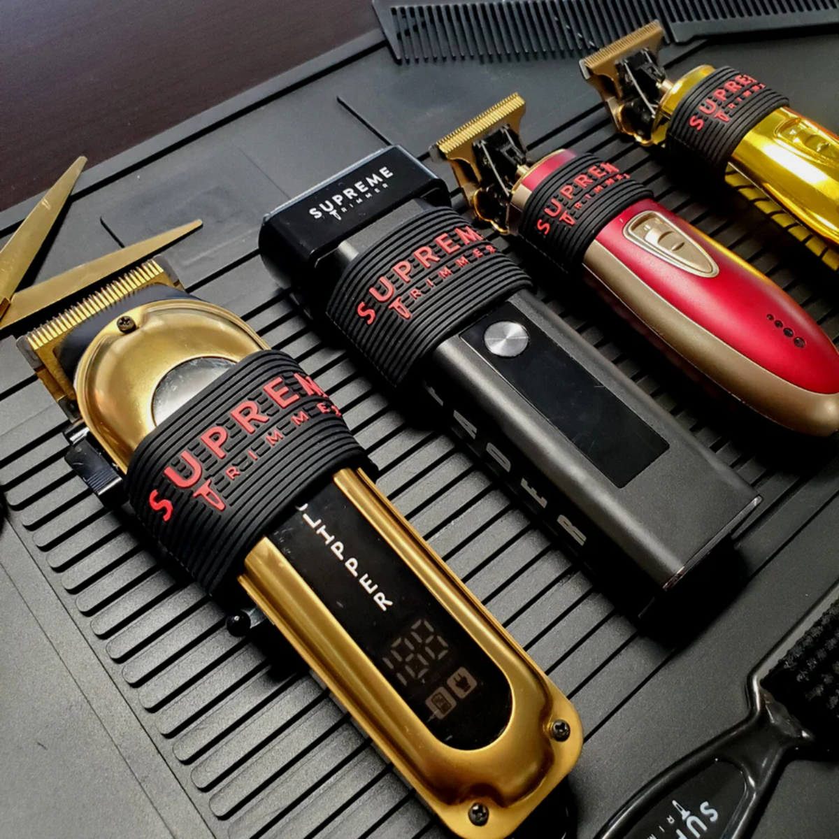 Supreme ST Clipper, Trimmer, & Shaver Grippers - Black