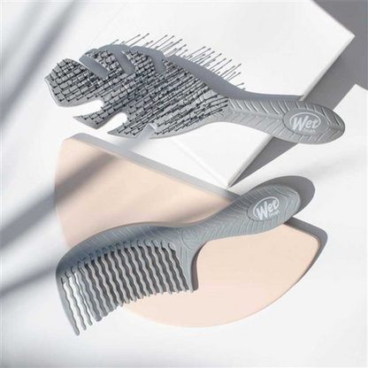 WetBrush Go Green Detangler - Grey Leaf