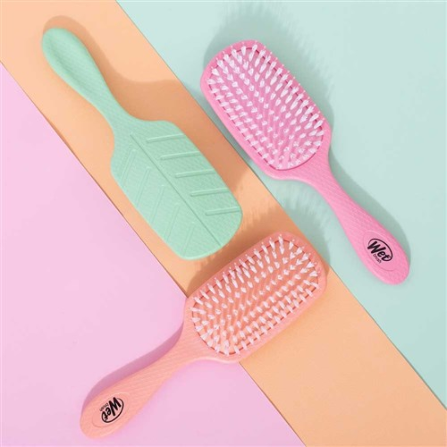 WetBrush Go Green Shine Hair Brush - Orange